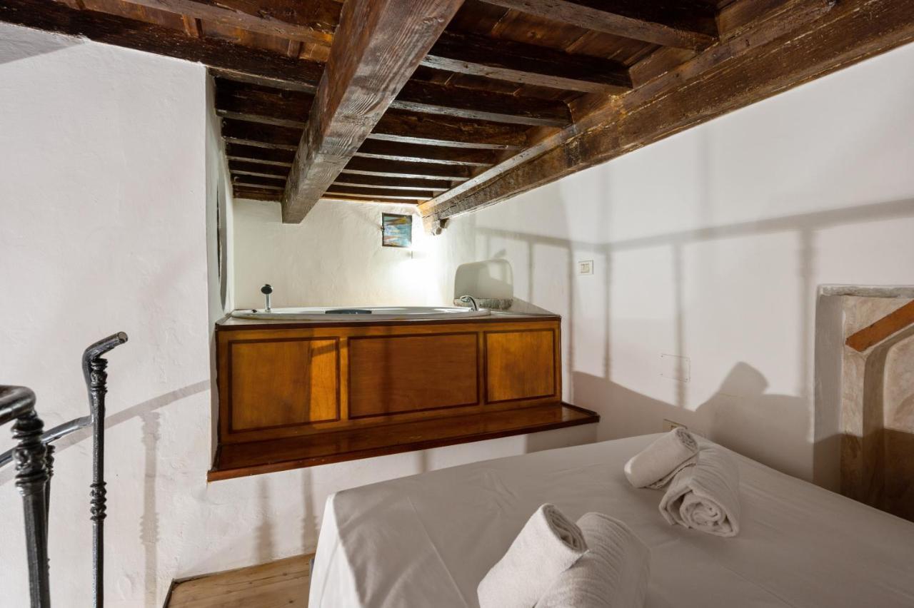 Palazzo Pitti Apartment With Terrace فلورنس المظهر الخارجي الصورة